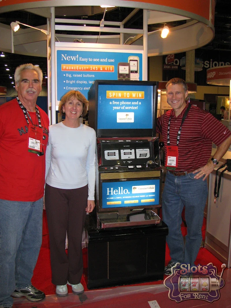Consumer Cellular promotional slot machine and trade-show visitors